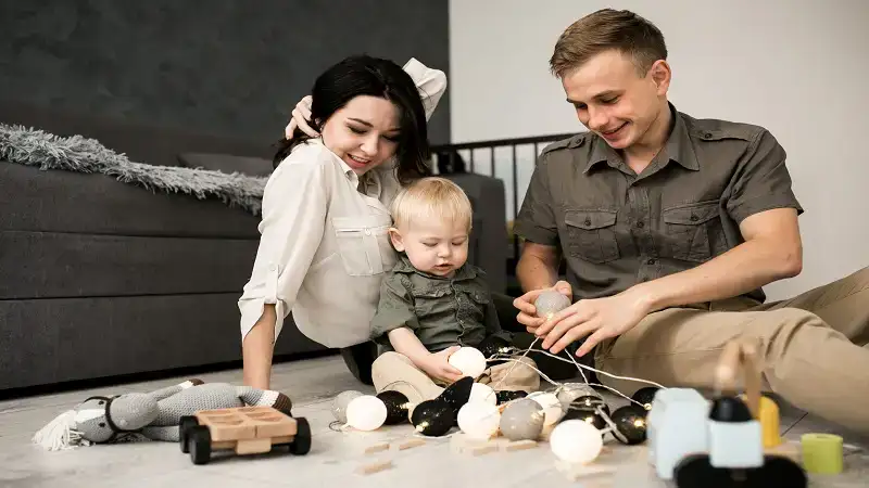 LookWhatMomFound com: Family Centered Lifestyle Hub.