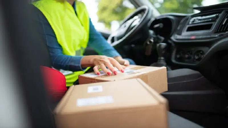 Business Shipping Tips to the UK: Smart Parcel Strategies for U.S. Companies